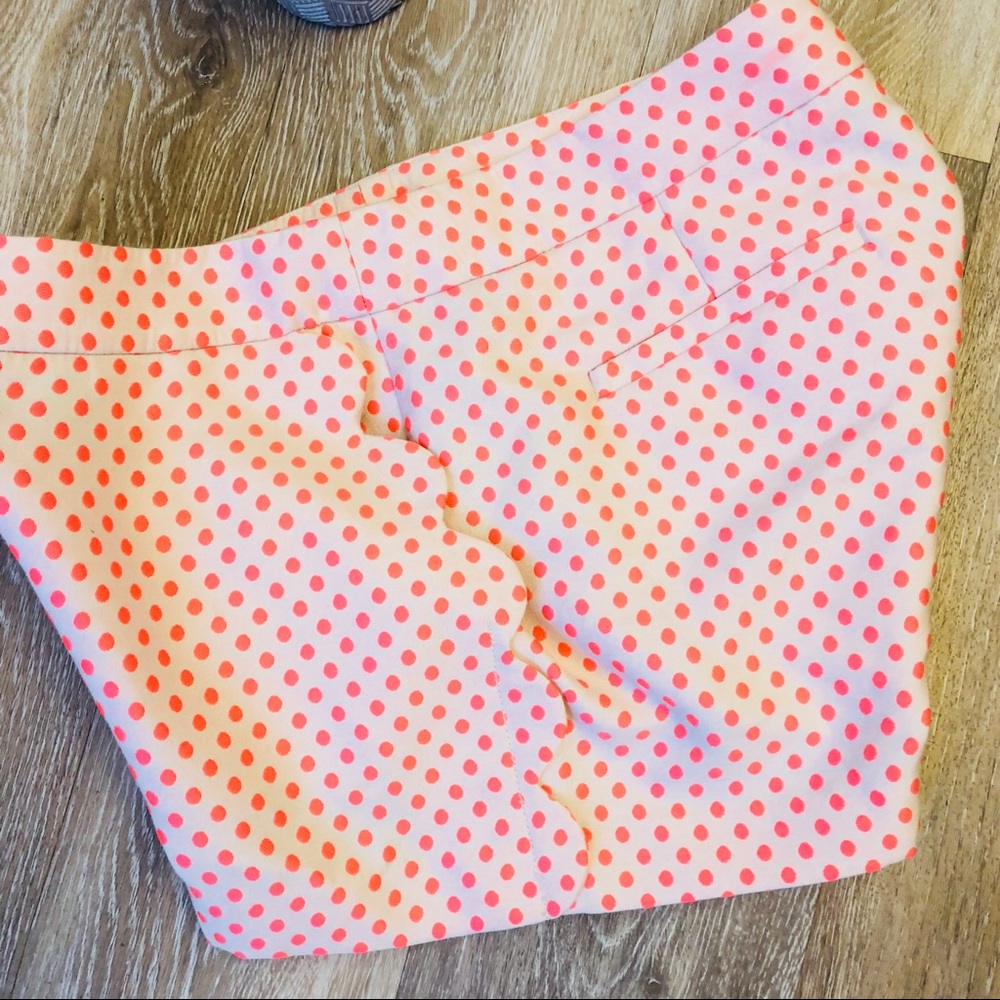 J. Crew Scallop Sides Polka Dot Shorts 6 - Picture 4 of 7